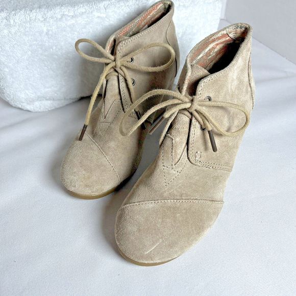 Toms Booties Wedge Kayla Desert Lace Up Tan Suede Bootie Size 6.5 Boots - Picture 3 of 11